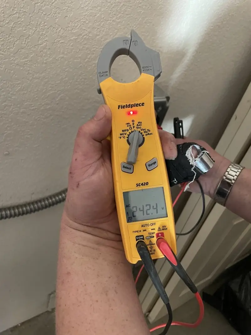 Voltage testing with clamp meter during Generator Installation in El Cerrito